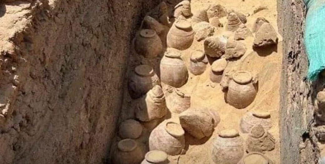Ritka lelet: 5000 éves borosüvegekre bukkantak Egyiptomban – videó