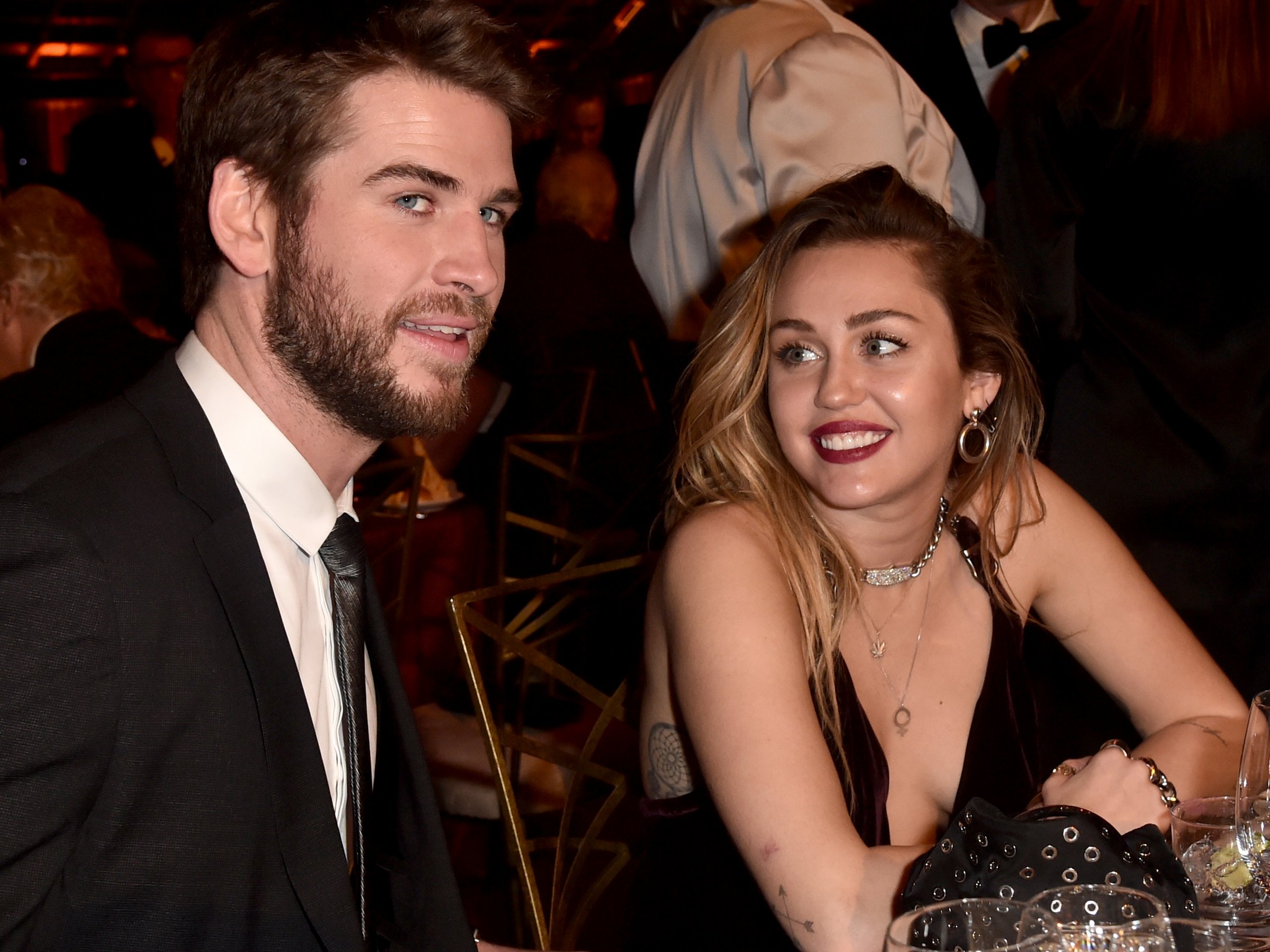 Miley Cyrus Cum In Her Pussy - Miley Cyrus denies cheating on Liam Hemsworth ahead of split