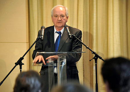 Gyász: elhunyt Kapronczay Károly