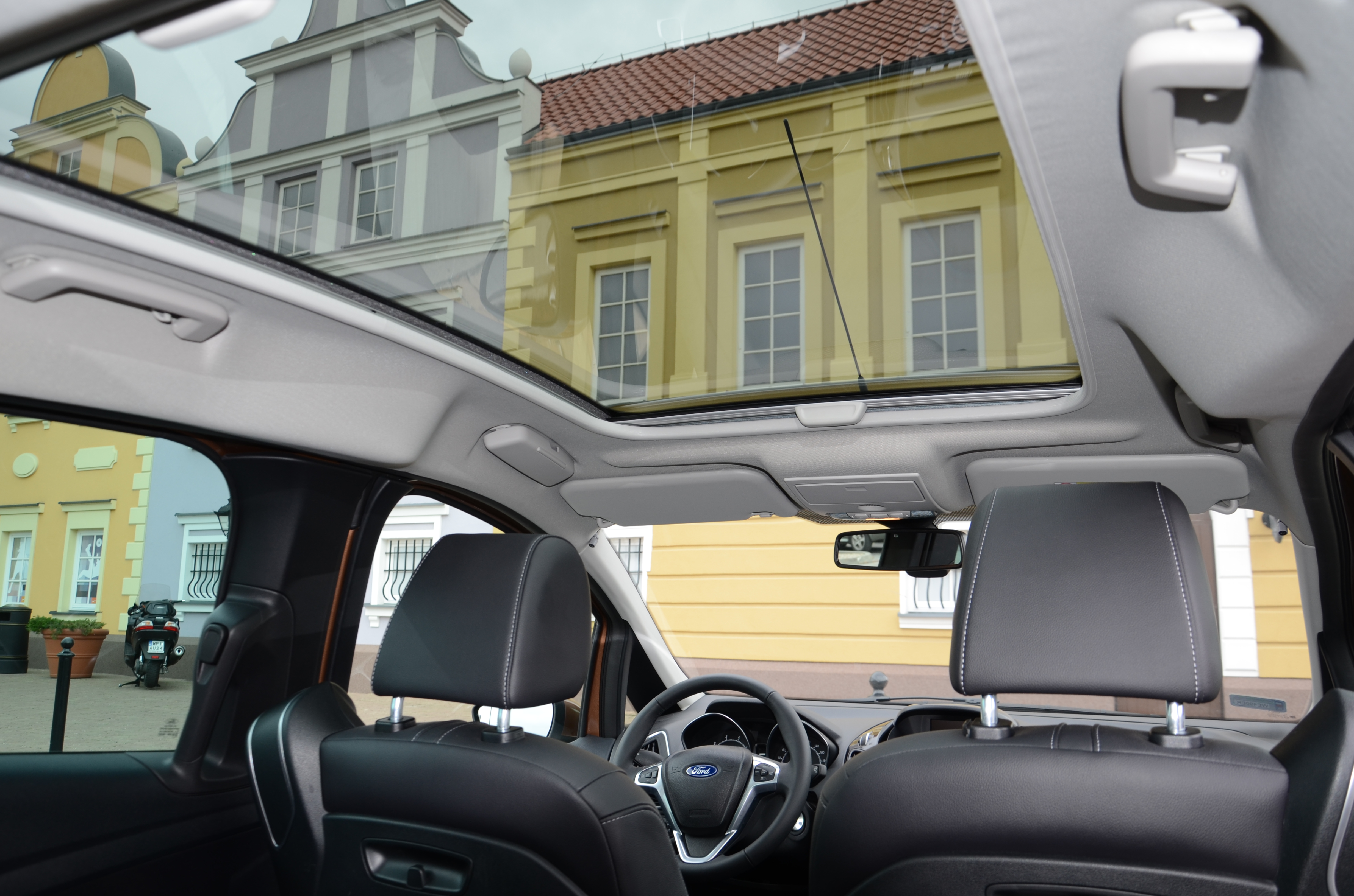 Ford b-max