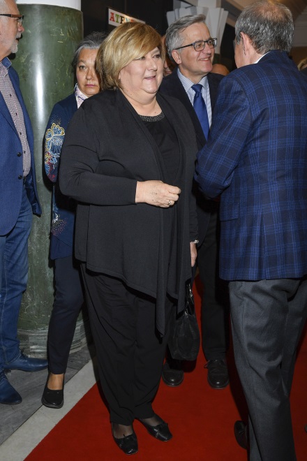 ... Pani prezydentowa po raz kolejny skróciła włosy, a w dodatku fryzura stała się jeszcze bardziej asymetryczna...