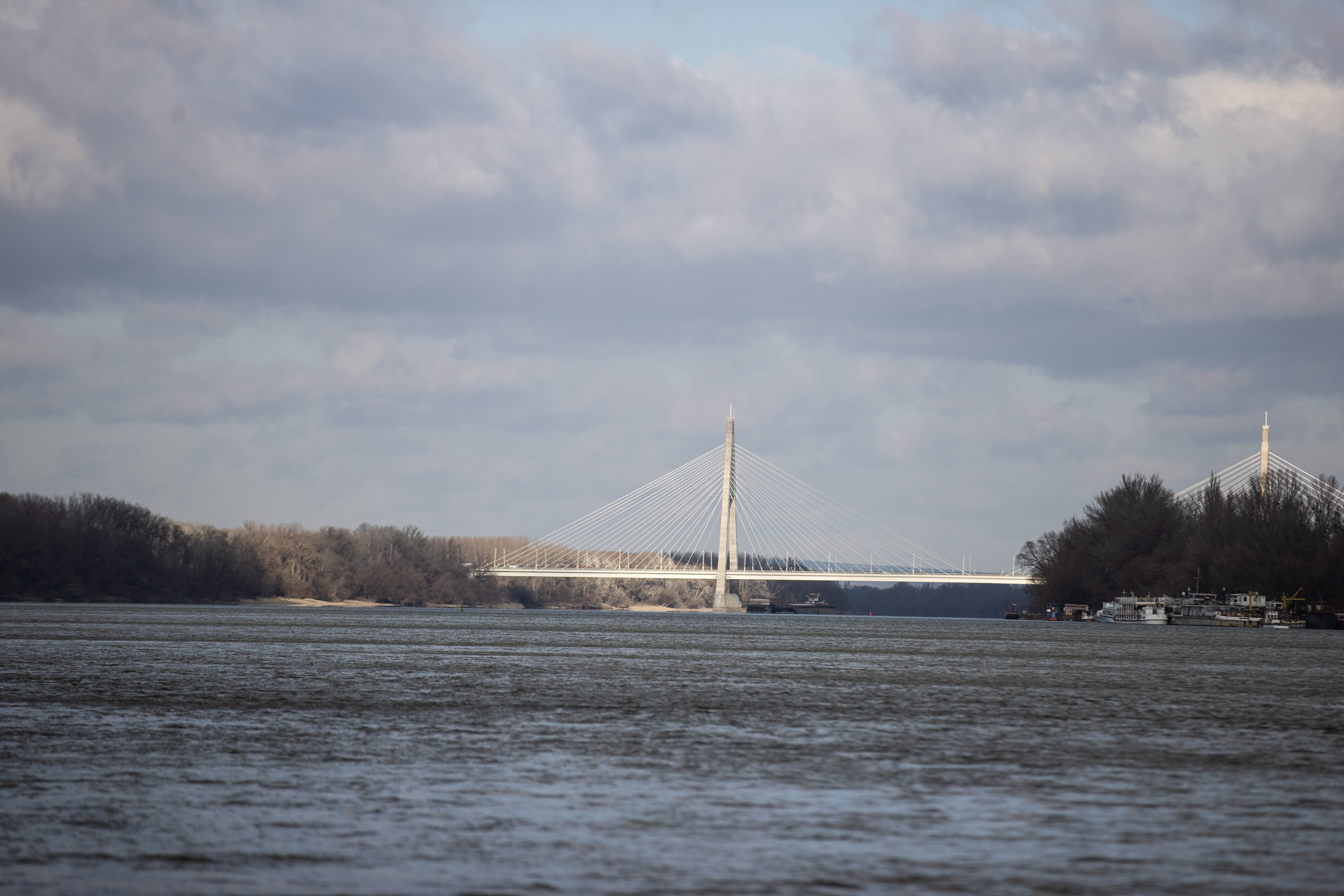Mi történt? Egy tragikusan fiatal férfi holttestét húzták ki a Dunából