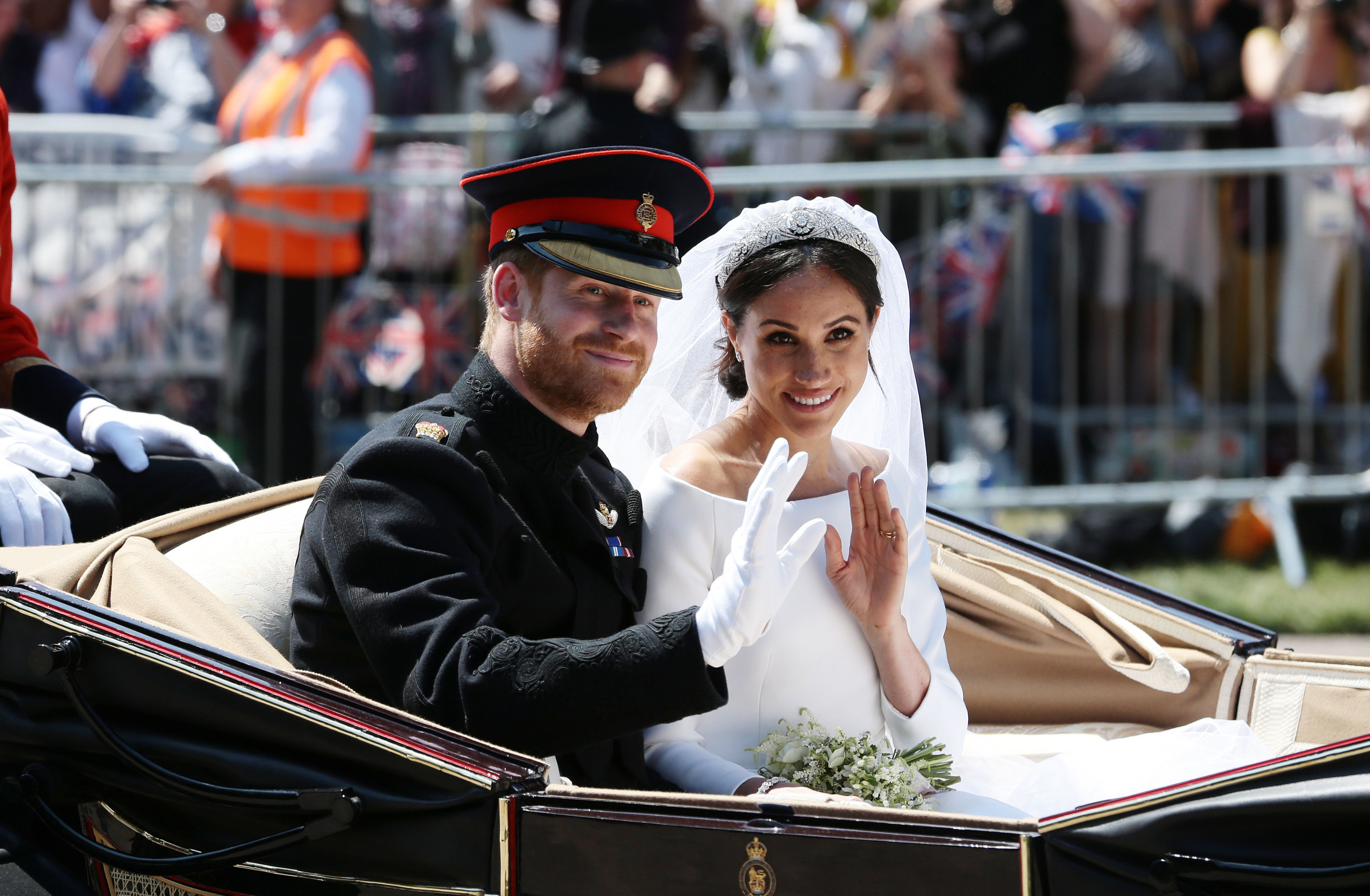 Meghan Markle és Harry herceg felejthetetlen esküvője: fotókon a  sztárparádé, amit 4 éve az egész világ izgatottan figyelt - Blikk