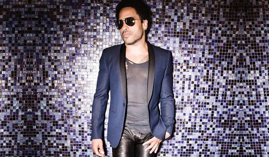 Lenny Kravitz: Cieszę się, że wciąż tu jestem: młody, gotowy do działania, zdrowy... Zawsze znajduję czas, żeby skupić się na sobie, nawet w największym natłoku obowiązków. To niezwykle ważne. Bardzo dużo pracuję, ale jeśli zamierza się długo i dobrze żyć, umiejętność wyrwania się z kieratu obowiązków i pobycia samemu ze sobą, zadbania o siebie, jest nieodzowna. Czuję się doskonale