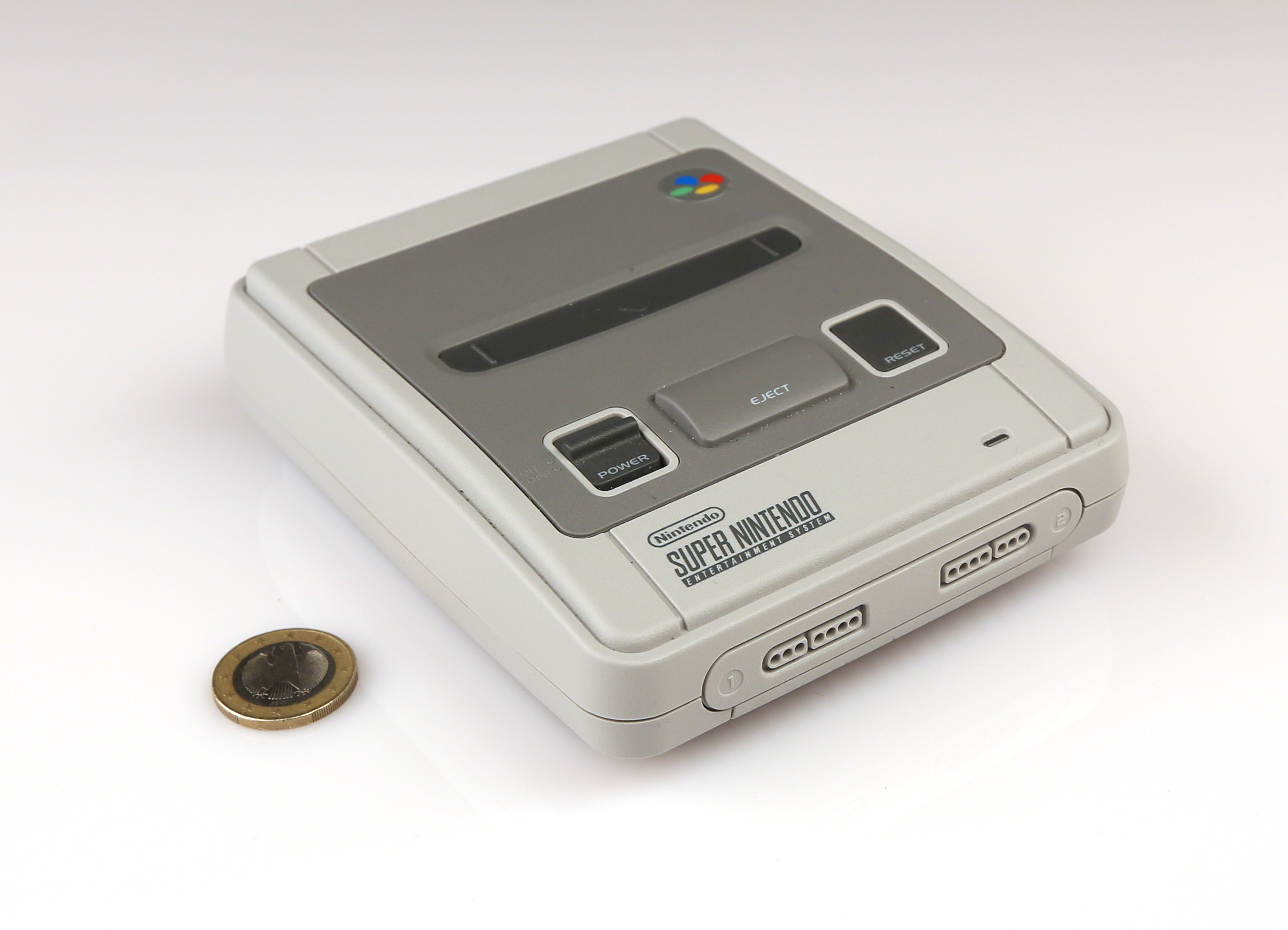 Retro-Konsole Nintendo SNES Classic Mini im Test: Kaufen! Heise