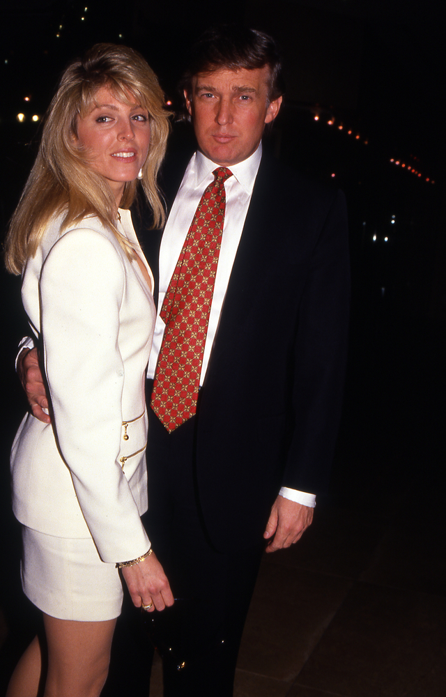 Ale nie tylko kobietom naraził się amerykański biznesmen, znany - nota bene - ze związków z pięknymi i młodszymi od siebie partnerkami. (Trump posiada też udziały w trzech największych konkursach piękności w świecie: Miss Universe, Miss USA i Miss Teen USA.) Gdy w jednym z wywiadów dziennikarz zapytał go o to, jak odpowiedziałby papieżowi, który skrytykował kapitalizm, Trump odpowiedział: - Powiedziałbym papieżowi: Państwo Islamskie chce cię dopaść. Spytałbym papieża, czy słyszał, że IS chce zająć Watykan, to marzenie dżihadystów. Musiałbym nastraszyć papieża - odrzekł polityk. Trump stwierdził też, że kapitalizm jest wspaniały, gdy działa poprawnie. - W Stanach Zjednoczonych tak nie jest. Na rynku nie mamy już takiej konkurencji, jak kiedyś i to się musi zmienić - ciągnął Trump i dodał, że choć jest protestantem, to Franciszka uznaje, za porządnego faceta.