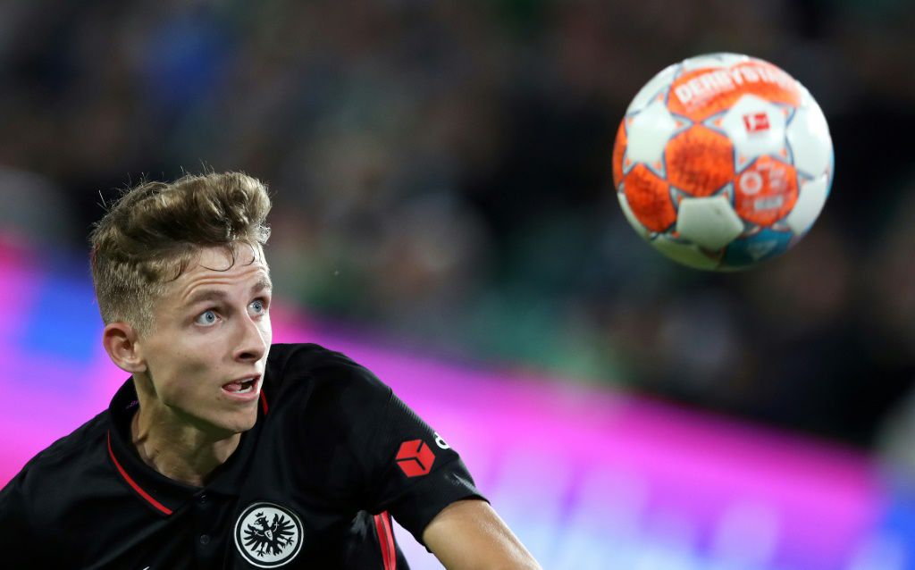 Lindstrom strikes again as Frankfurt continue rise