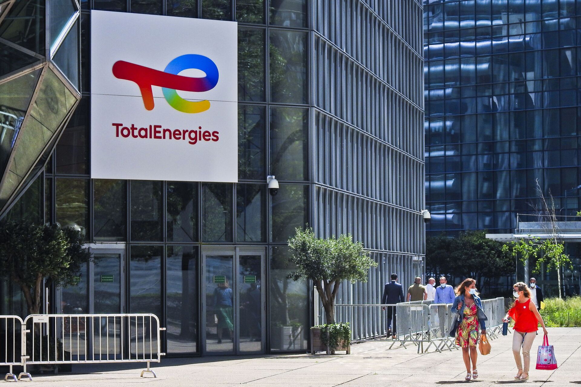 TotalEnergies is selling off its 10% stake in 13 Nigerian onshore oilfields