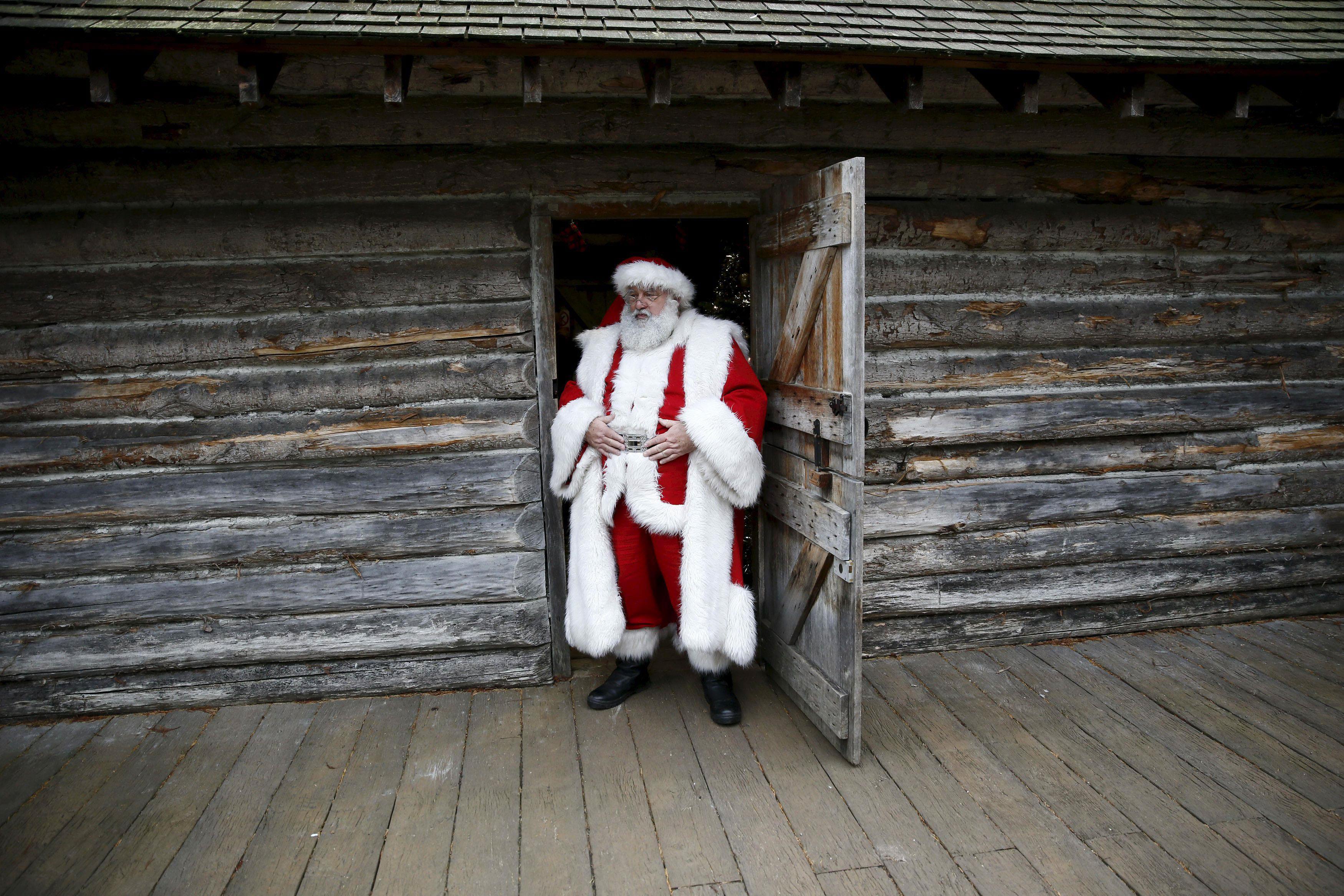 Wider Image: Santa Claus is coming to town