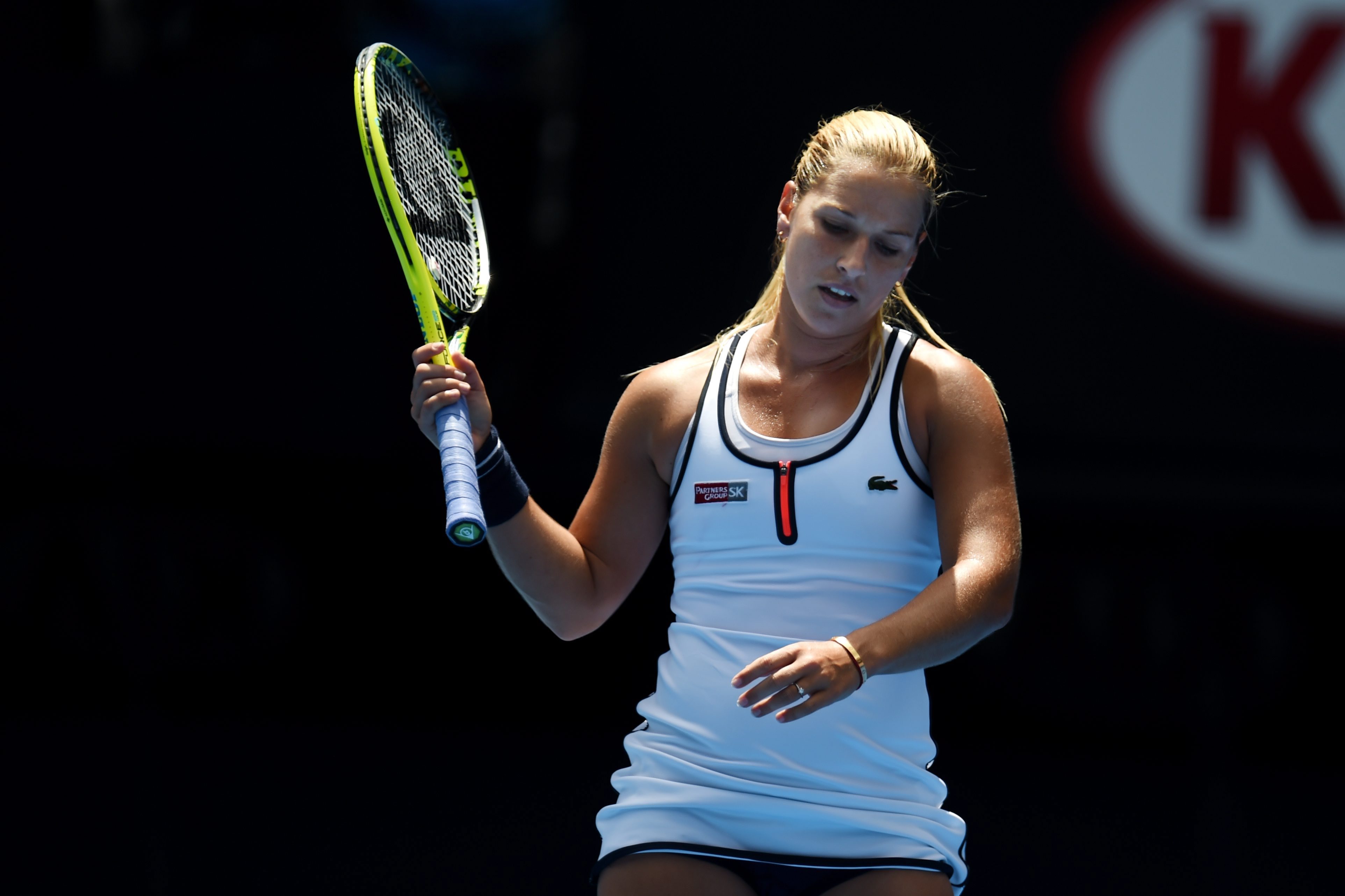Australian Open: Piękna przegrała z bestią. Serena Williams lepsza od Dominiki Cibulkovej