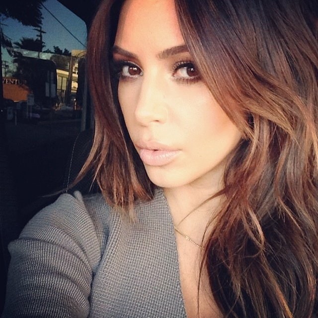 Kim Kardashian i jej nowa - stara fryzura / Bulls Press
