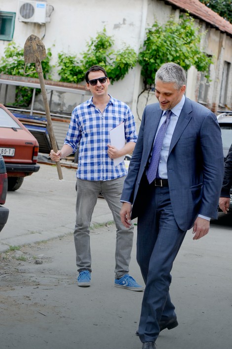 Vučić je Ti-reks, koji jede živo meso: Jovanović