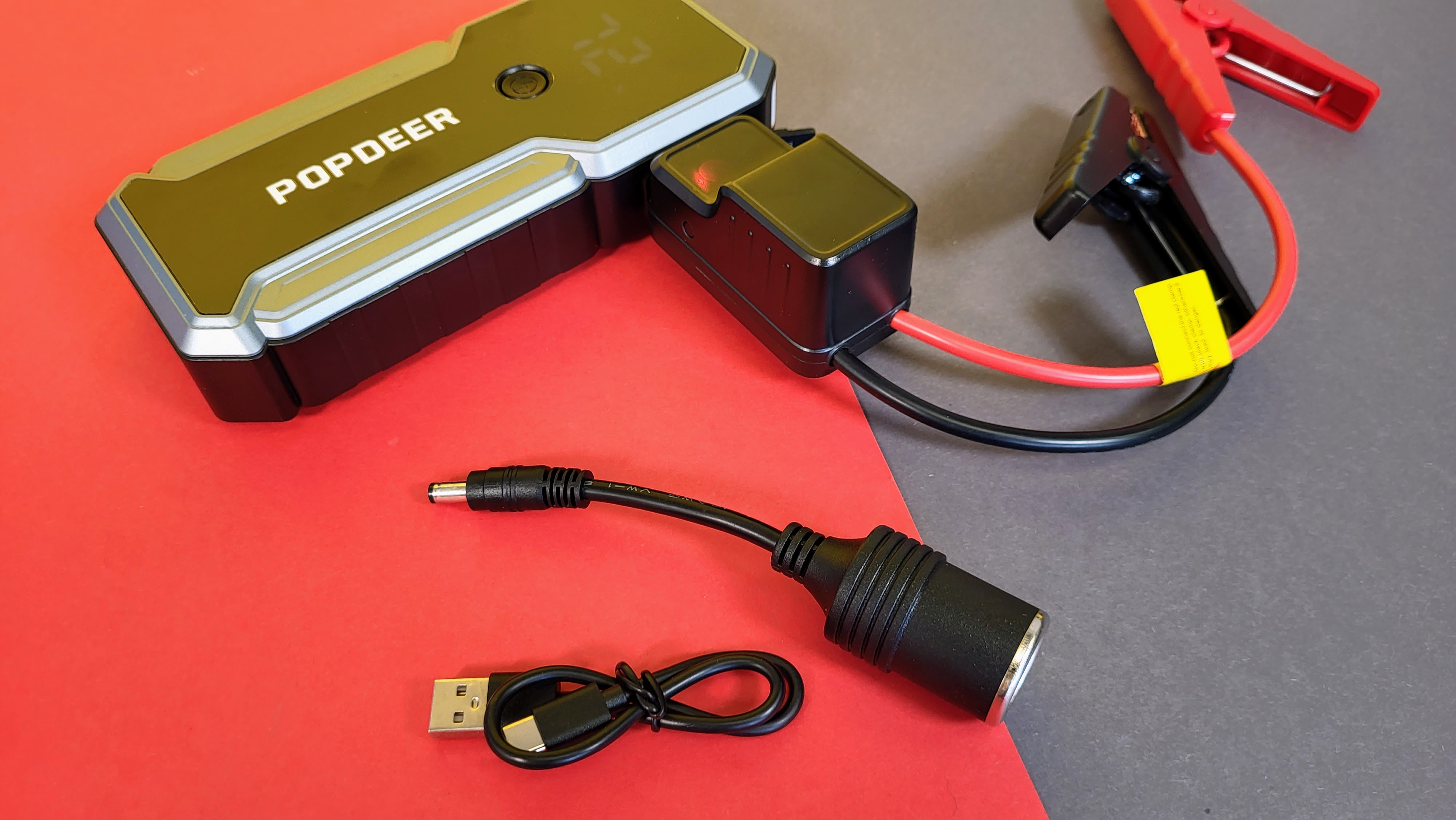 revolt Powerpack 12V: 5in1-Starthilfe-Powerbank & Kompressor, USB