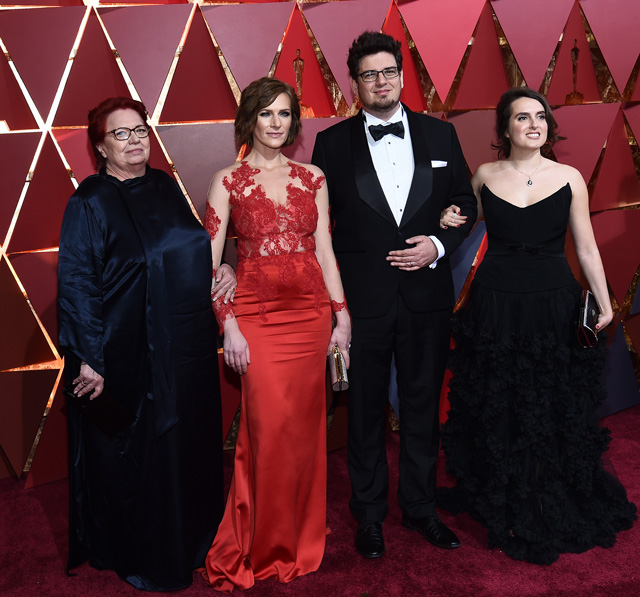 Szamosi Zsófia színésznő ruhája mindent vitt az Oscar-gálán - Glamour