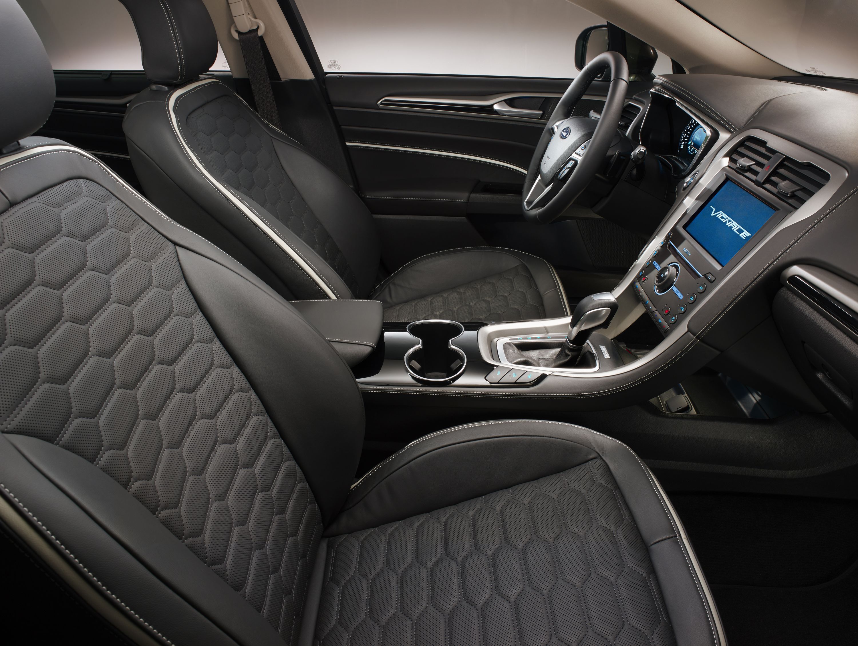 Ford mondeo vignale nie tylko będzie lepiej wykończony niż