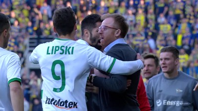 Arka - Lechia (1:1): Obrońcy Arki nie upilnowali Vitorii, który z bliska pokonał głową Steinborsa!
