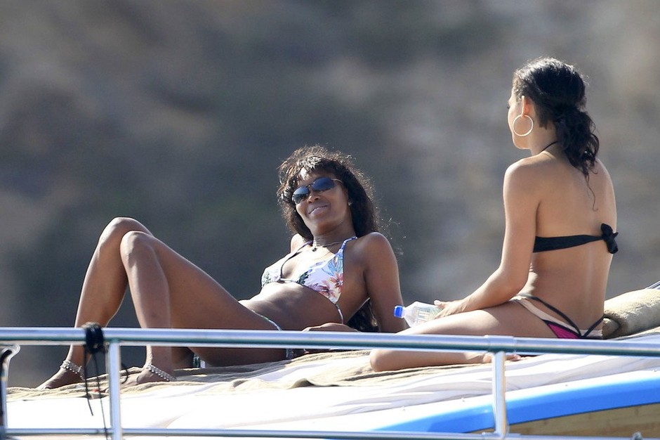 Naomi Campbell na wakacjach / EAST NEWS