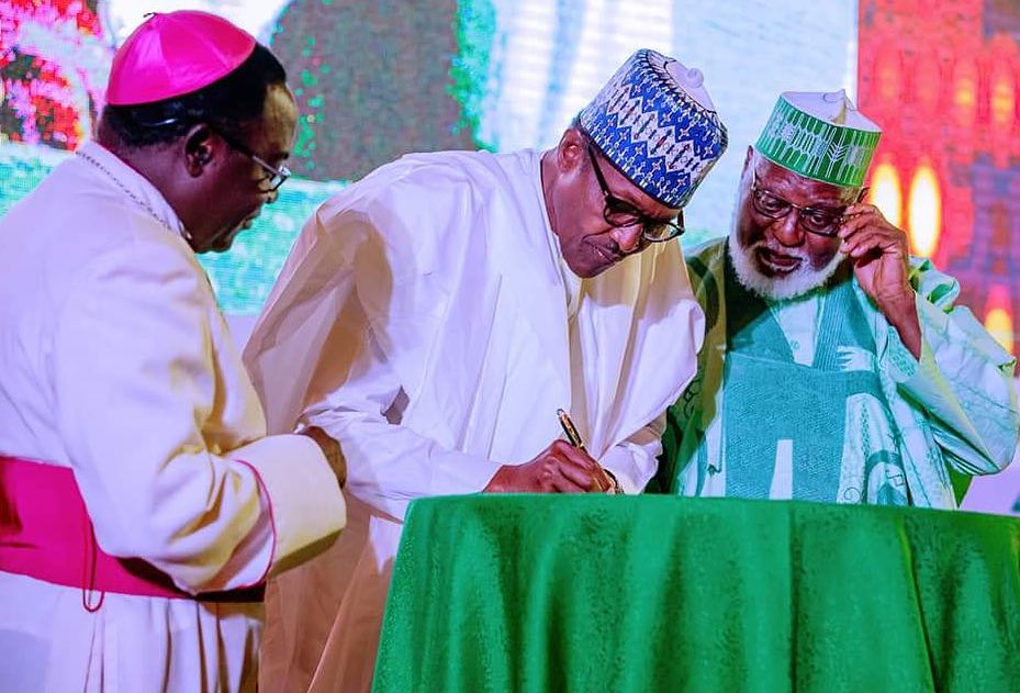 President Muhammadu Buhari recognizes that the interests of Nigerians matter more in the coming election. He has promised to abide by all principles guiding a free and fair election. [Instagram/onenigeria_]