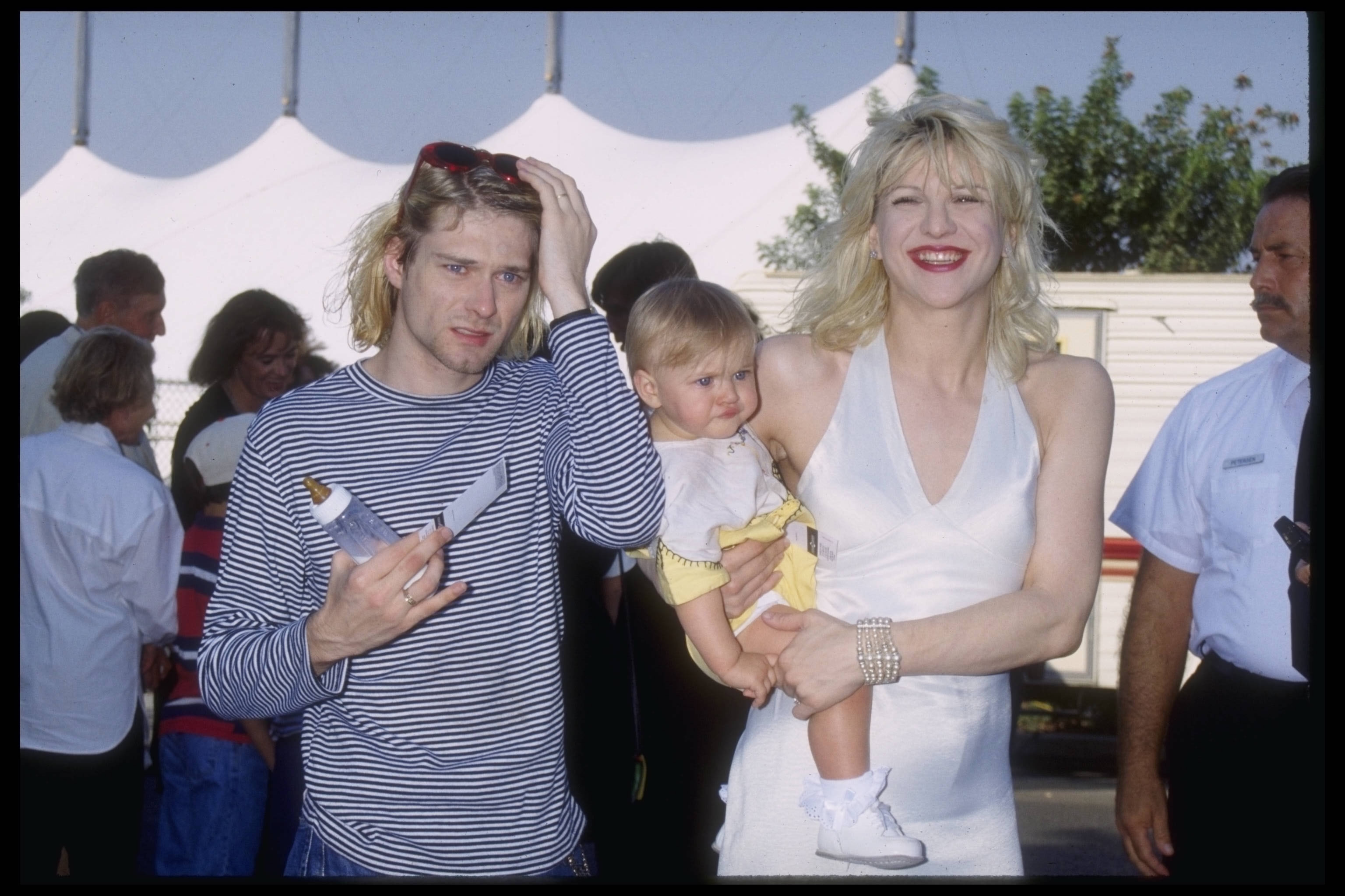 Tony Hawk fia vette el feleségül Kurt Cobain gyönyörű lányát - Blikk