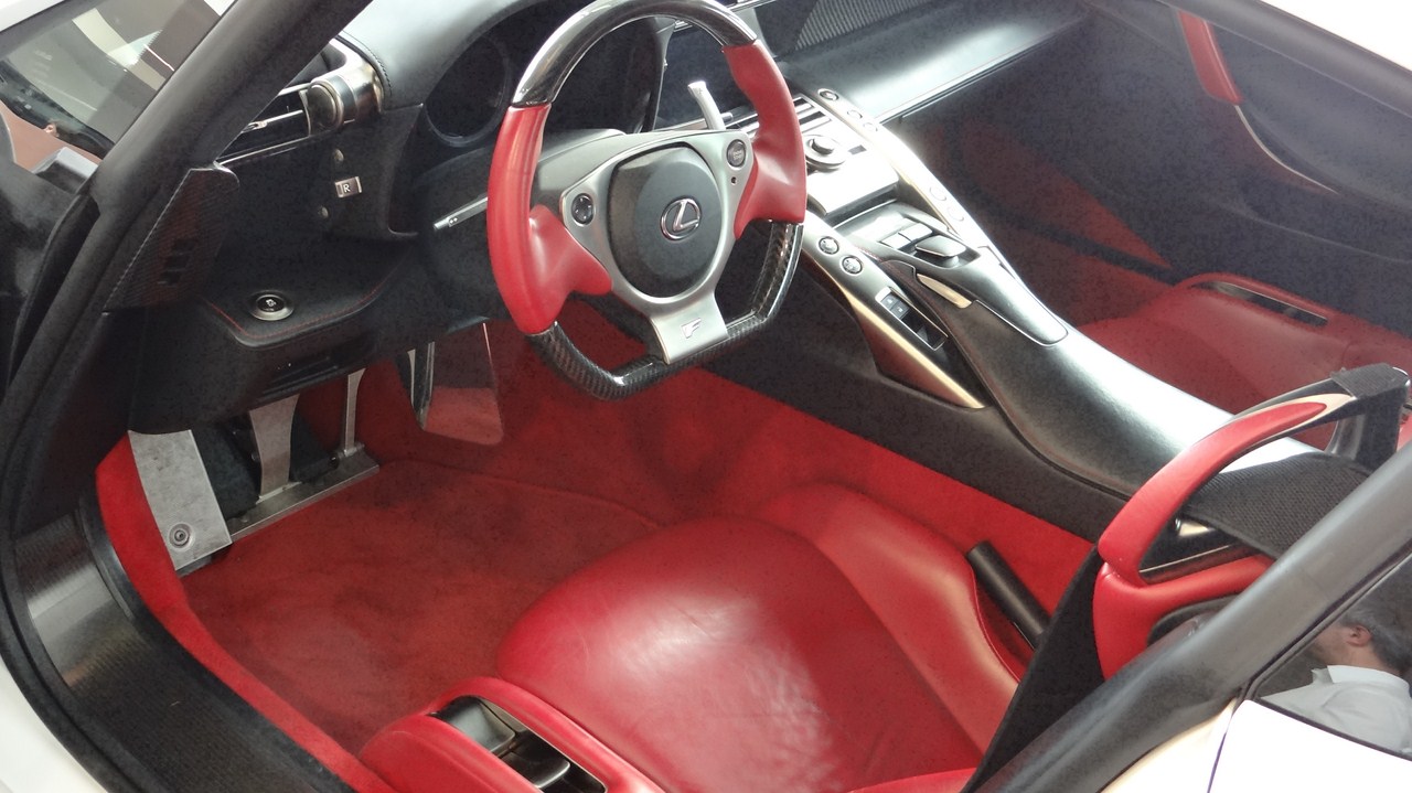 Lexus LFA