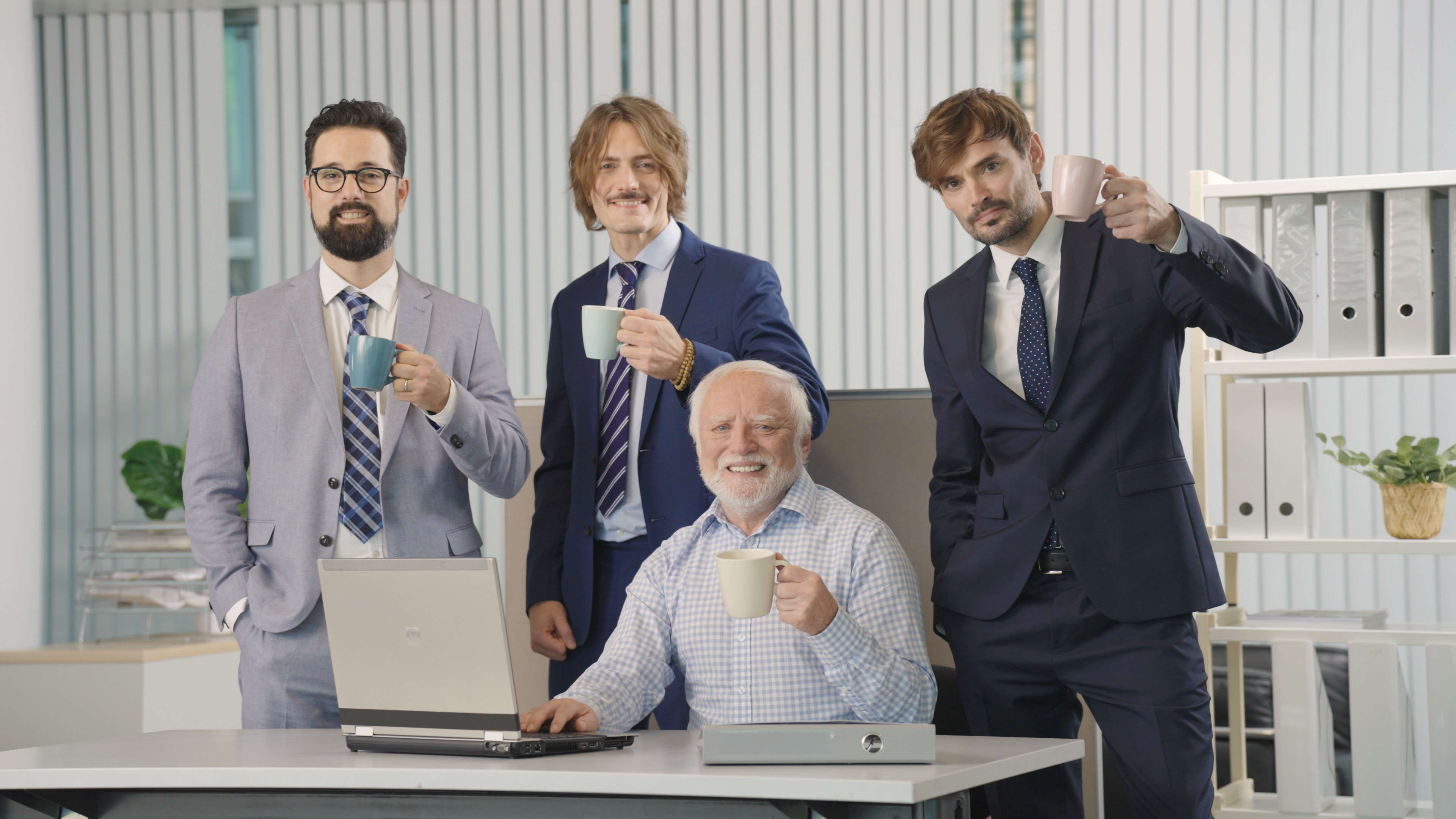 Világhírű zenekar klipjében kapott szerepet Hide the Pain Harold, vagyis Arató András – videó