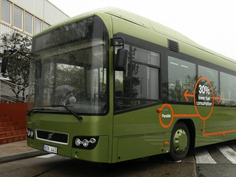 Autobus Volvo 7700 hybryda wrocław