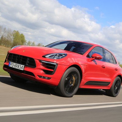 Porsche Macan GTS - czerwony alarm