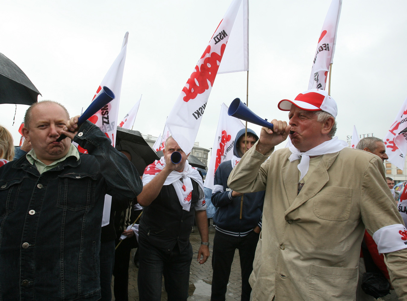 Przez Warszawę przemieszcza się największa ostatnio demonstracja