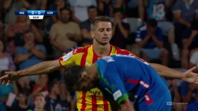 Miedź - Korona (0:1): Strzał życia Górskiego! Piłka trafiła w samo okienko!
