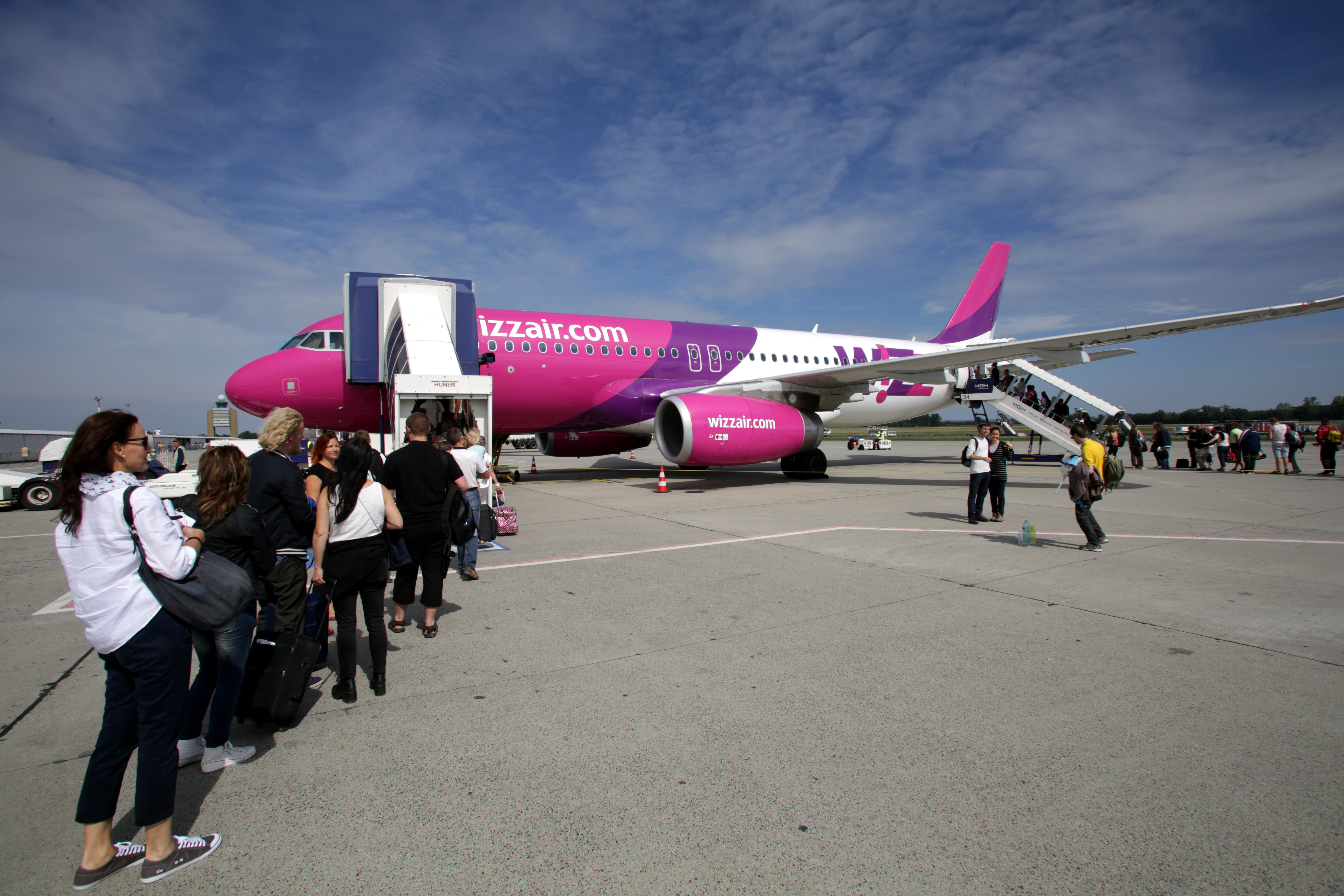 Újabb gond volt a WizzAir egyik gépével: több magyart hagytak ott a berlini reptéren