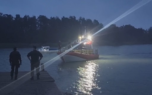 Megszólalt a Svédországban lezuhant magyar pilóta édesapja: gyanús körülmények közt csapódott a vízbe a kisrepülő