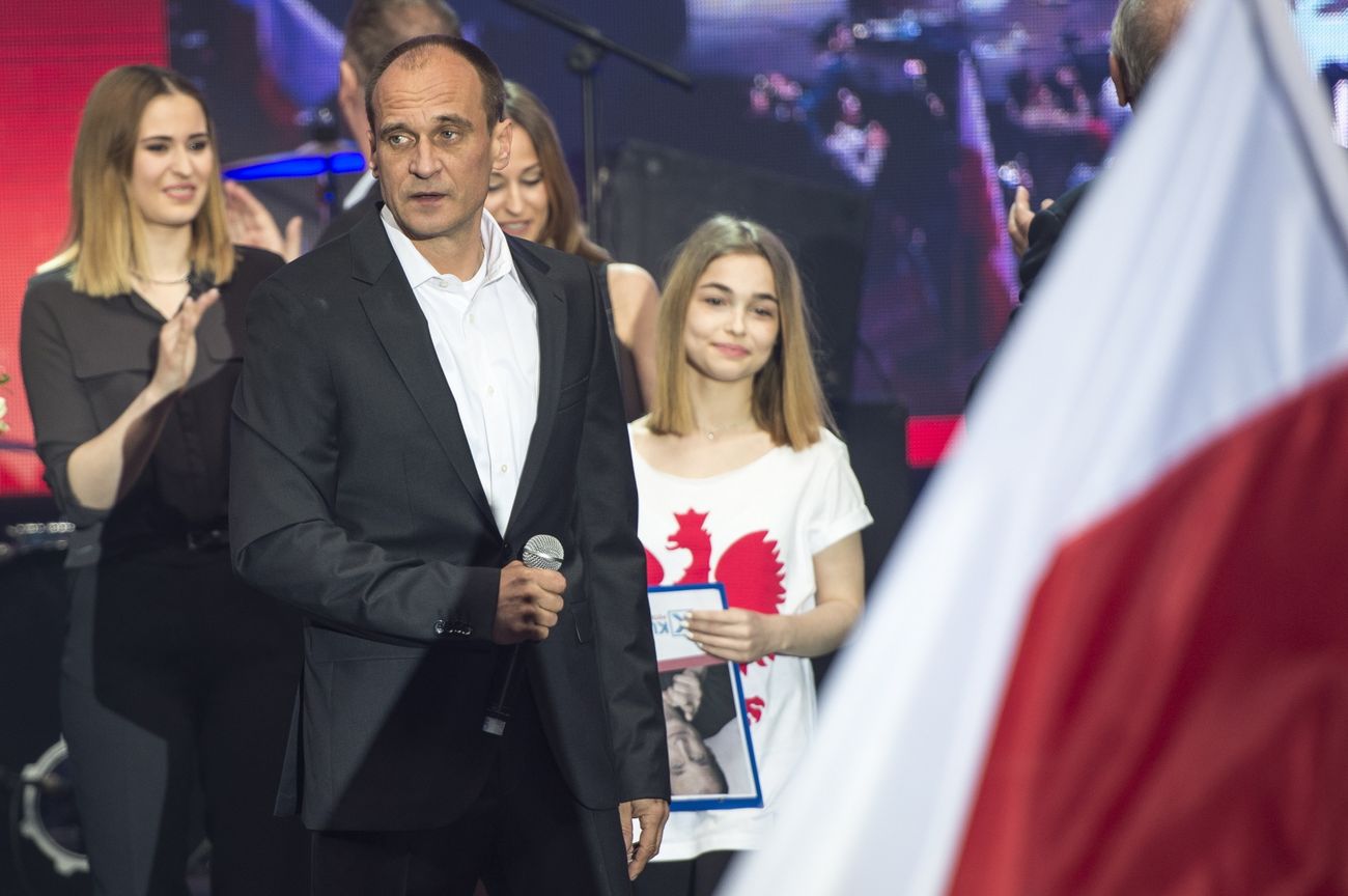 Żona i córki towarzyszyły mu w trakcie ogłoszenia wyników sondażowych niedzielnych wyborów
