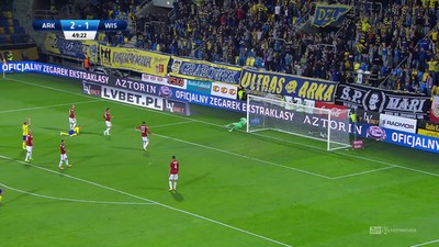 Arka - Wisła K. (2:1): Co tu się dzieje! Efektowny strzał nożycami Nalepy i jeszcze piękniejsza parada Buchalika. Meczycho!