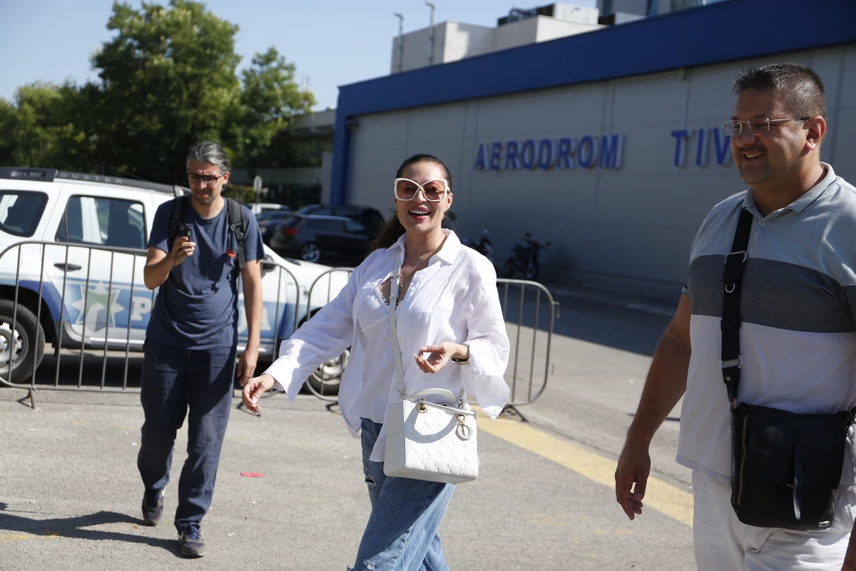 Svetlana Ražnatović Ceca na meti našeg paparaca na aerodromu i to u