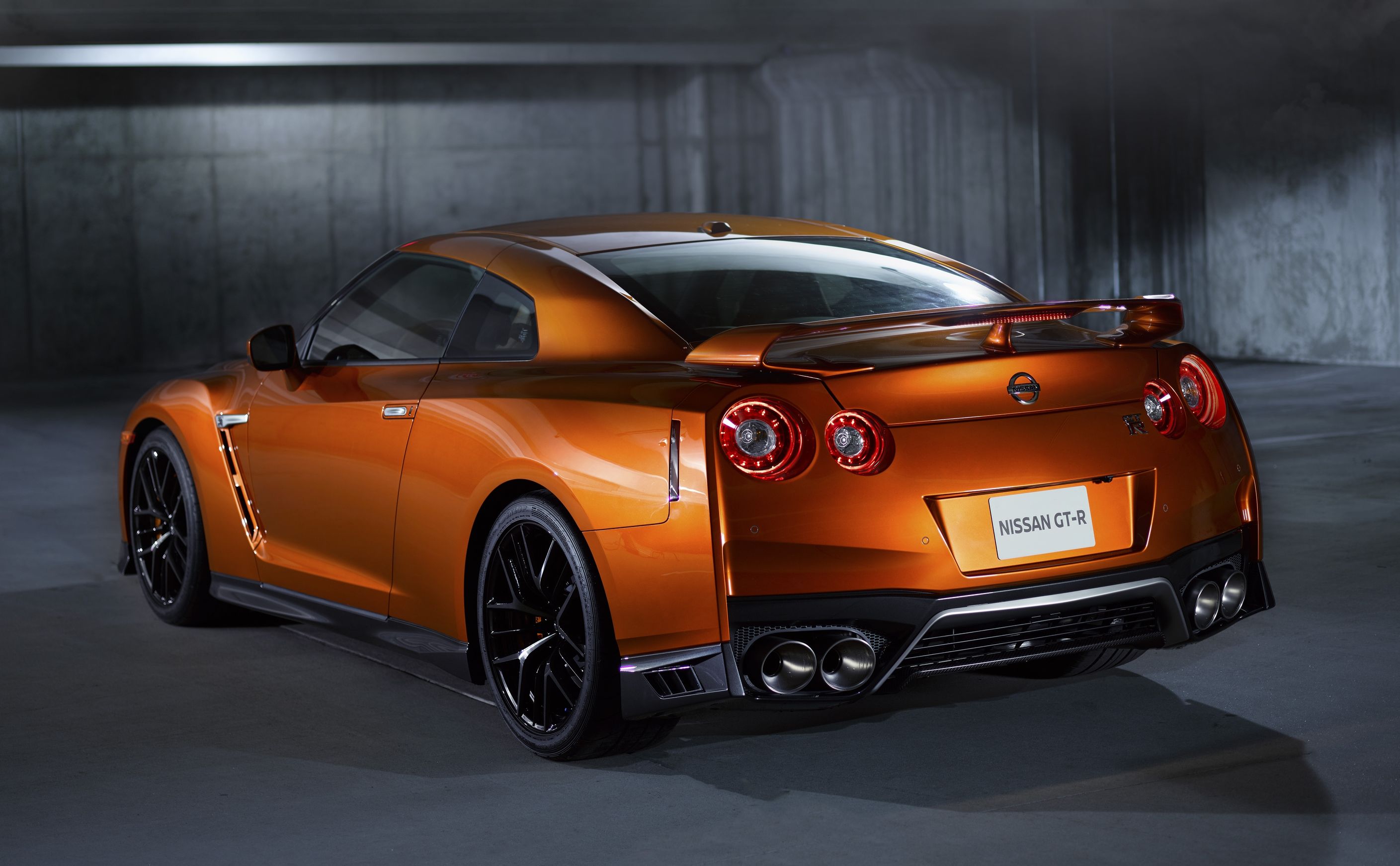 Nissan GT-R