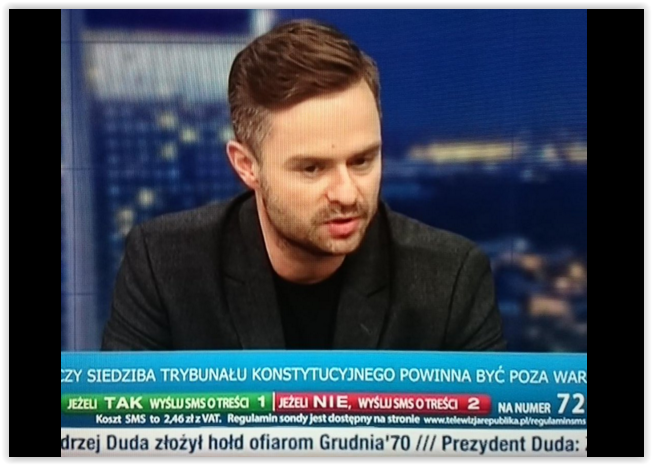 Na początku 2015 roku zaczął intensywnie ćwiczyć i zdrowo się odżywiać, dzięki czemu zrzucił 12 kg