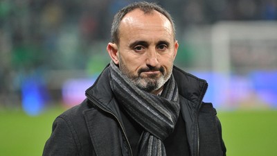 Żołnierz wezwany przez Kiko, Velez jest w Wiśle od czarnej roboty