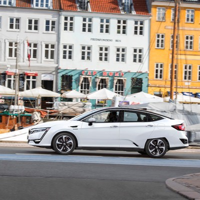 Honda Clarity Fuel Cell - Mobilna elektrownia
