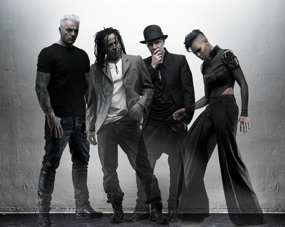 Po reaktywacji przed trzema laty, formacja Skunk Anansie pisze na nowo własną historię. Albumem