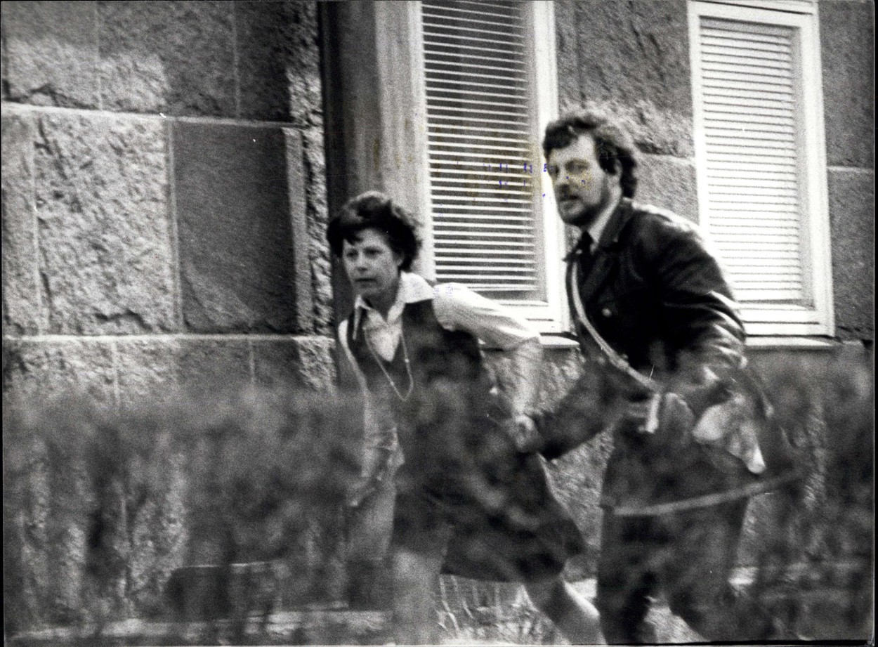 Véres túszszabadítás a stockholmi NSZK-nagykövetségen: 48 éve rohamozták meg az épületet - galéria