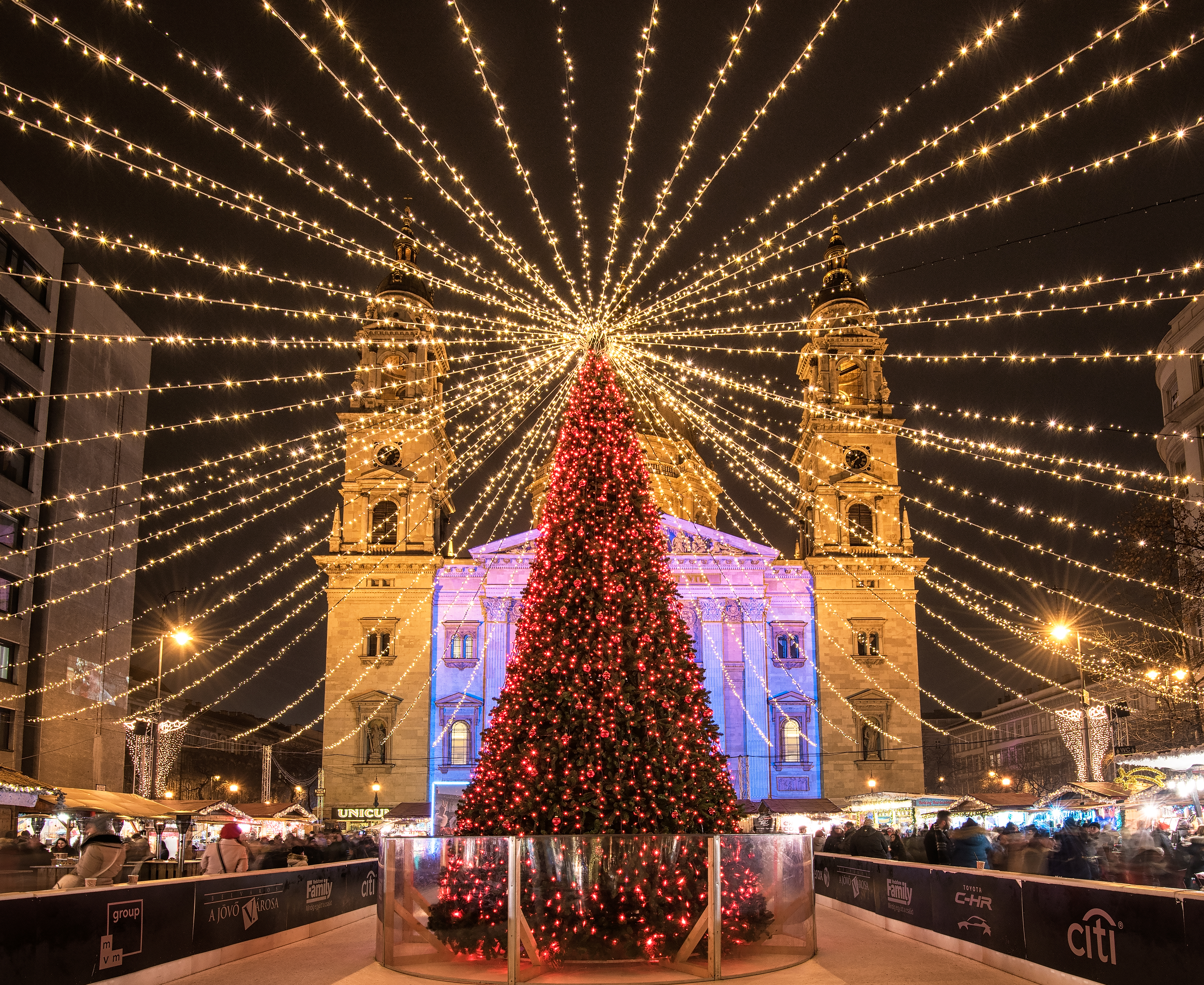 Nyílnak a völgyben az adventi vásárok – Nézzen velünk körbe Európában! – galéria