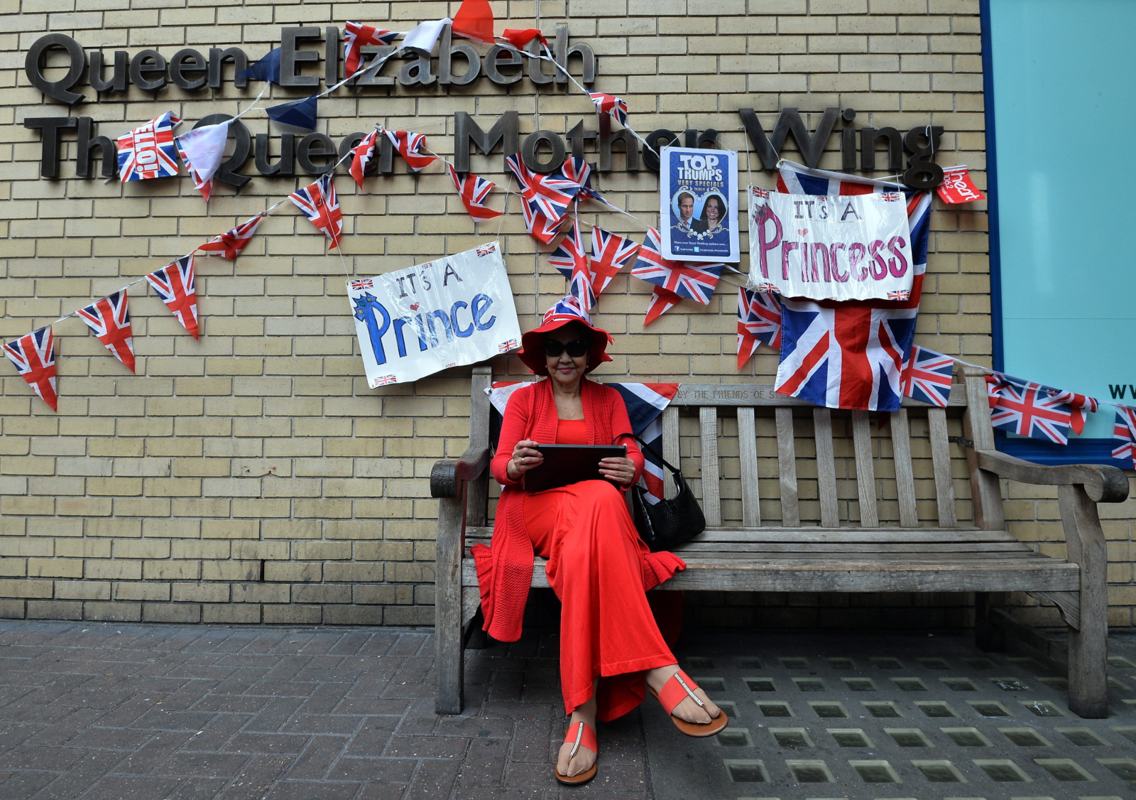 ROYAL BABY II JEST JUŻ NA ŚWIECIE. TO KSIĘŻNICZKA