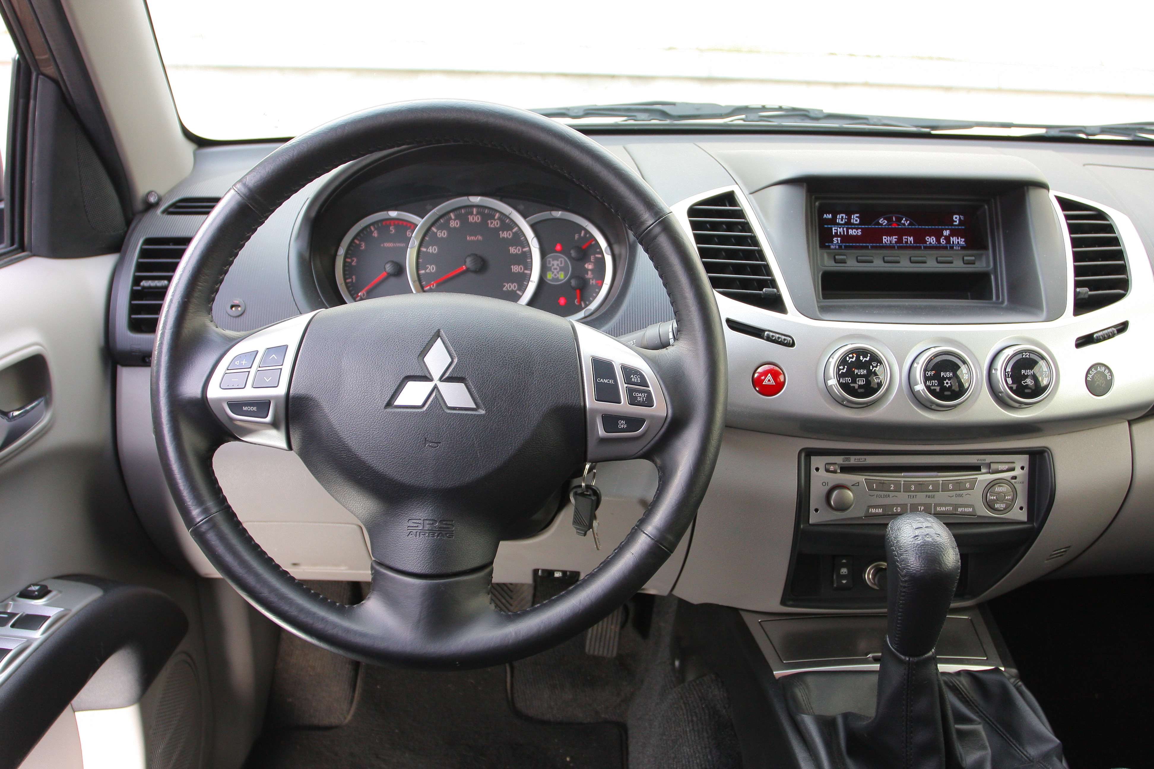 Mitsubishi L200