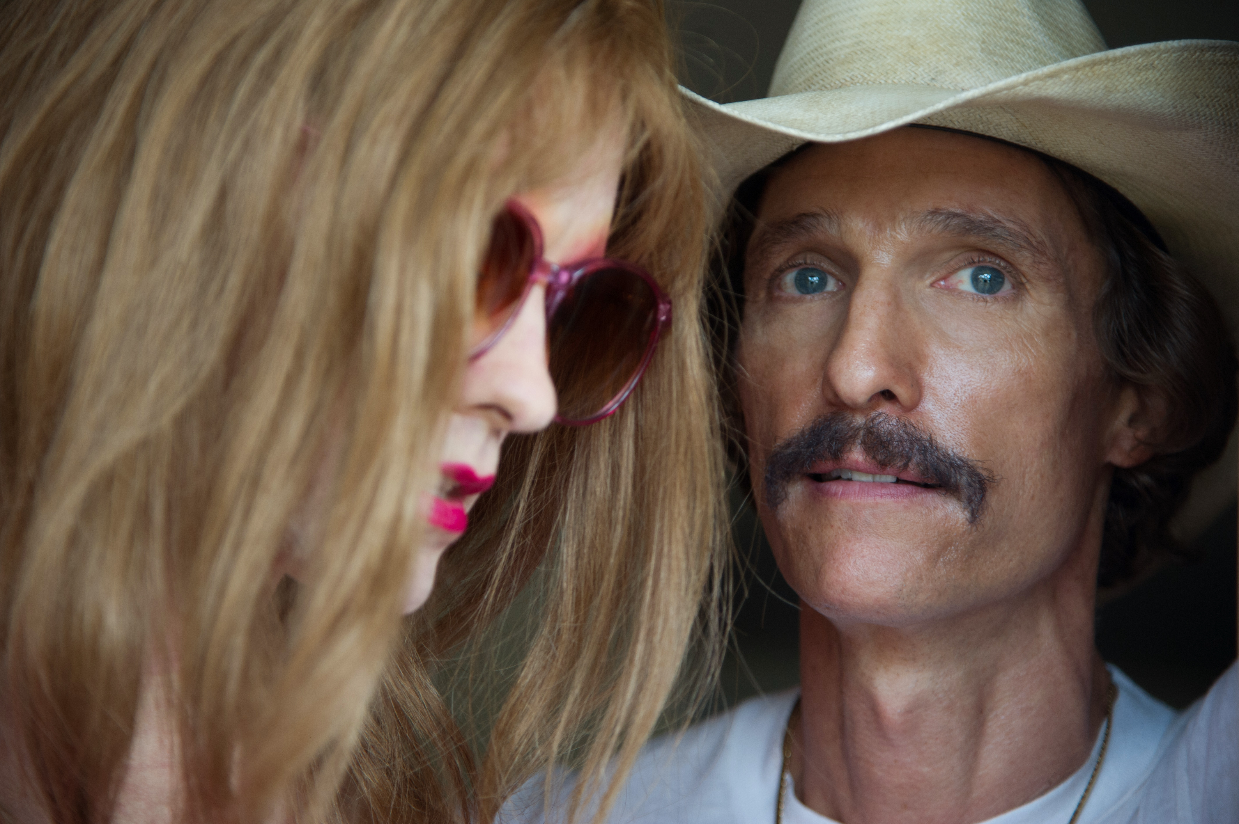 Jared Leto i Matthew McConaughey w filmie