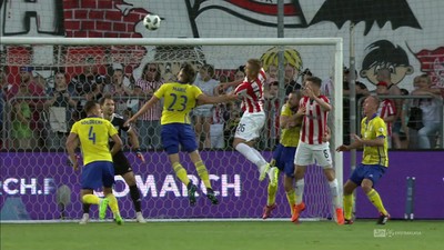 Cracovia - Arka (0:0): Bramka Steinborsa jak zaczarowana! Piszczek strzelał z kilku metrów, ale nie zdołał umieścić piłki w siatce