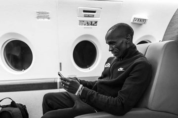 Eliud Kipchoge departing for Vienna