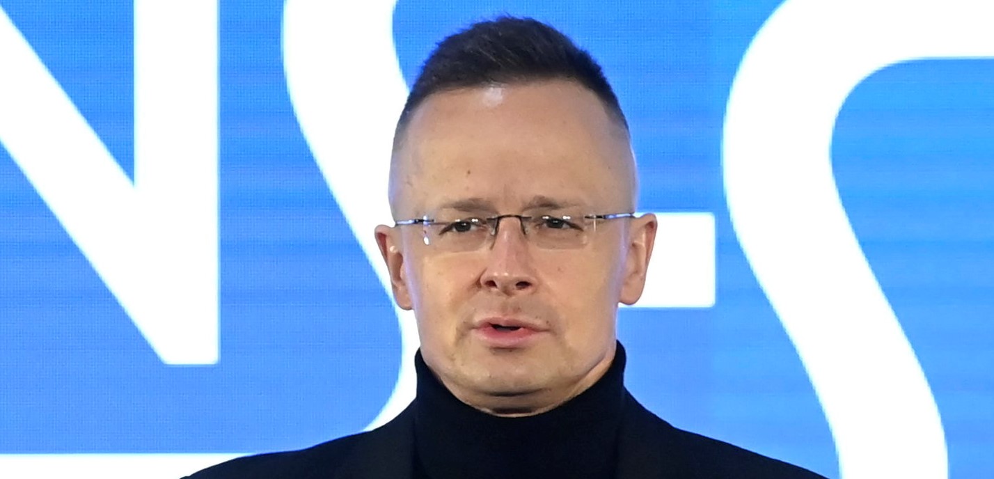 Szijjártó Péter teljesen kiakadt a 10. szankciós csomagon
