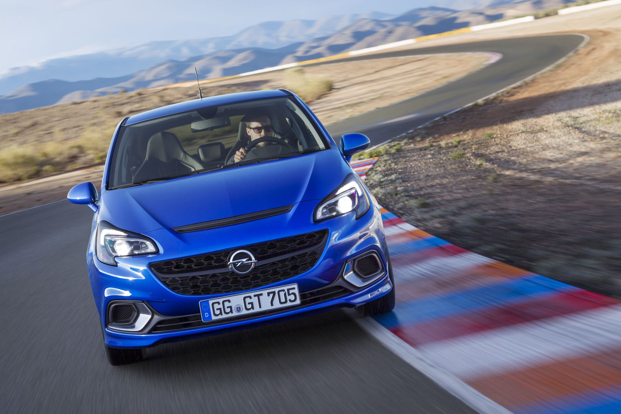 Opel corsa OPC - 1.6 Turbo, czyli 207 KM i nawet 280 Nm