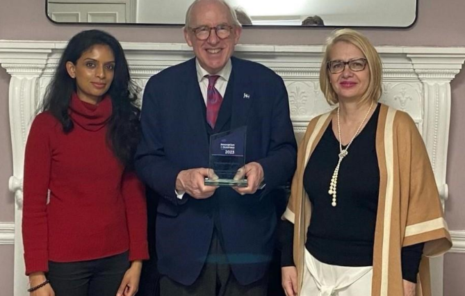 Hihetetlen magyar teljesítmény: rangos díjat vehetett át a Mediaspace.global