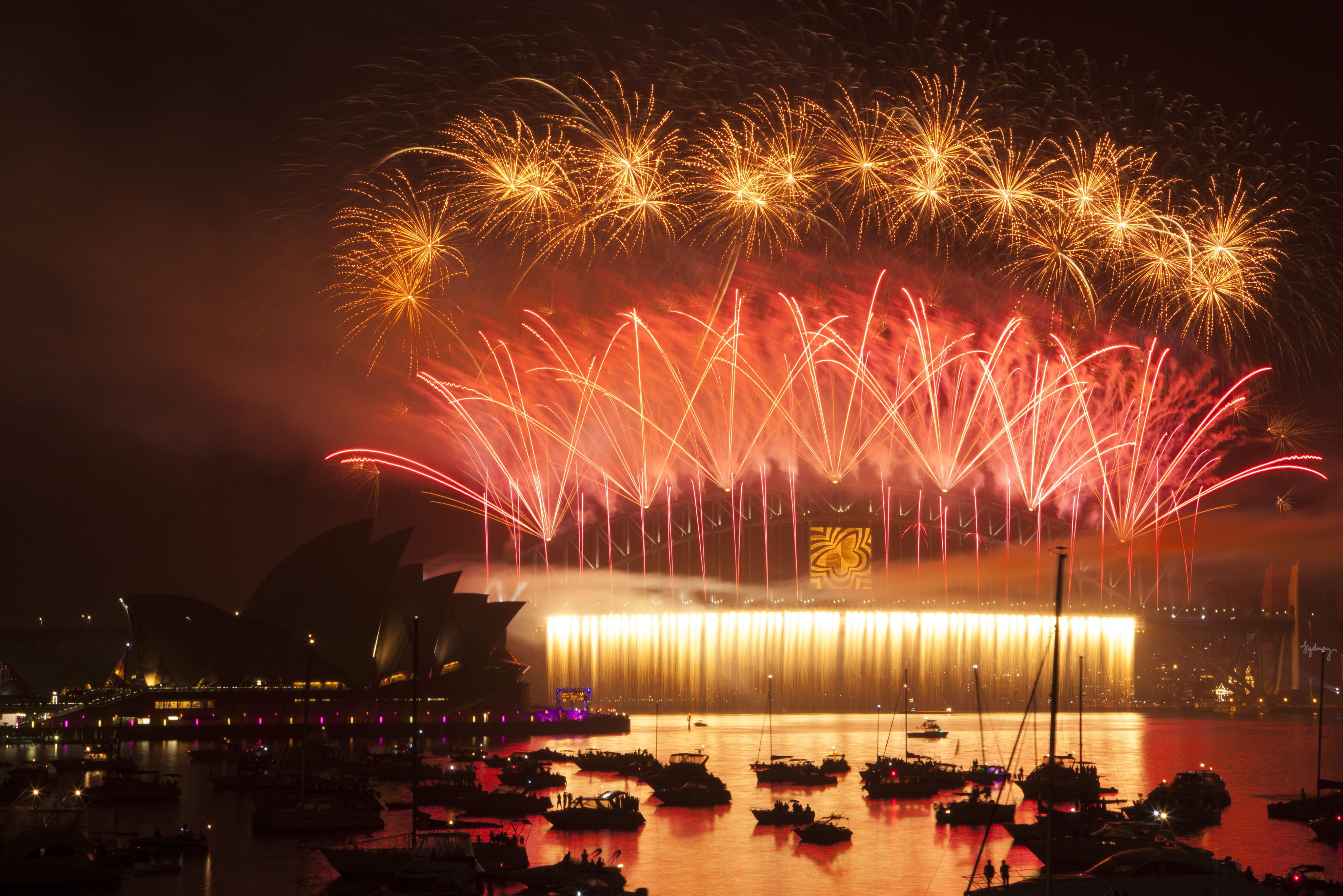 Sydney wita 2013 rok